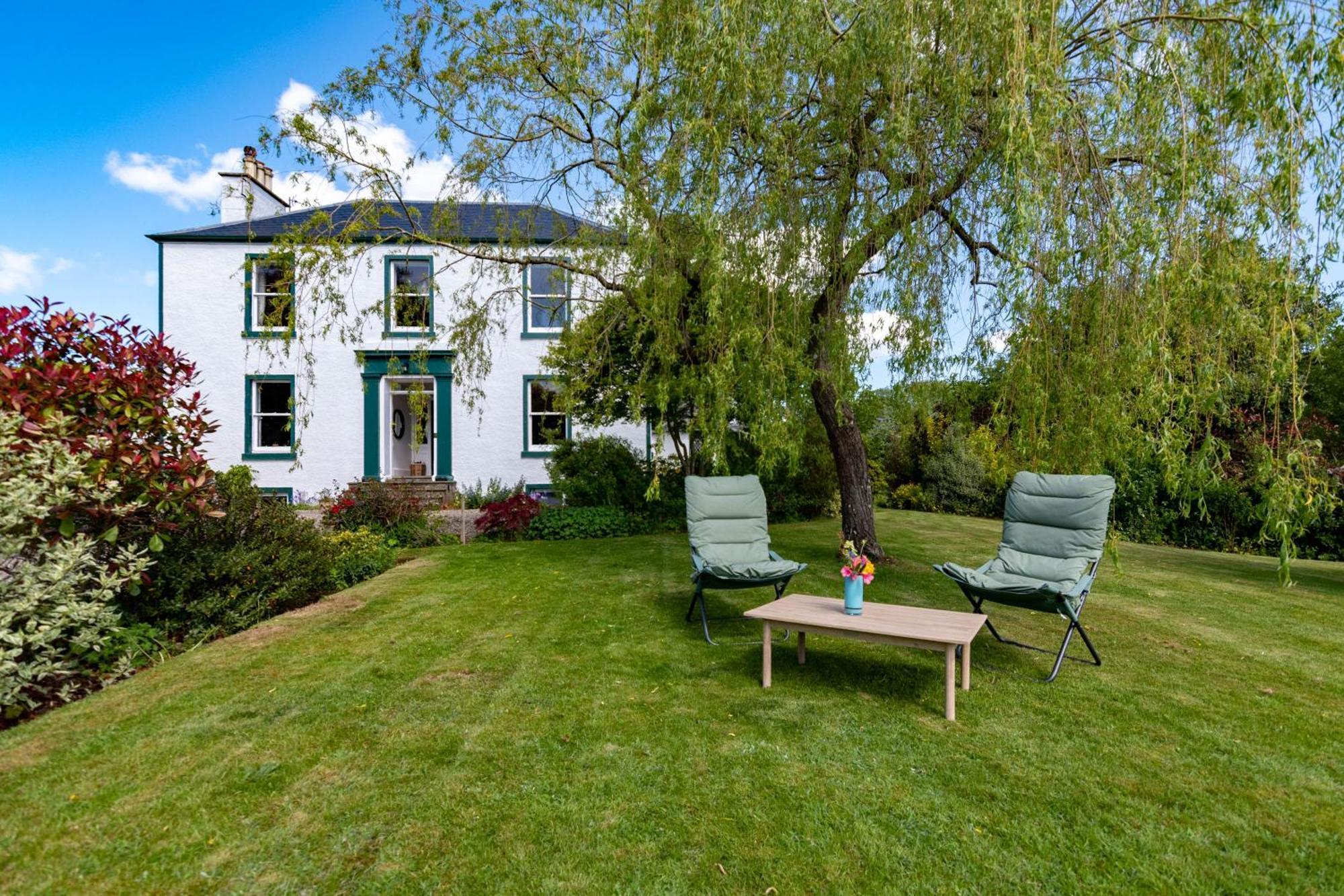 Rosebank House - 12 Guests, 6 Ensuite Bedrooms, Ev Point, Games Rooms, Wood Burner, Pet Friendly! Blairgowrie and Rattray Exterior photo