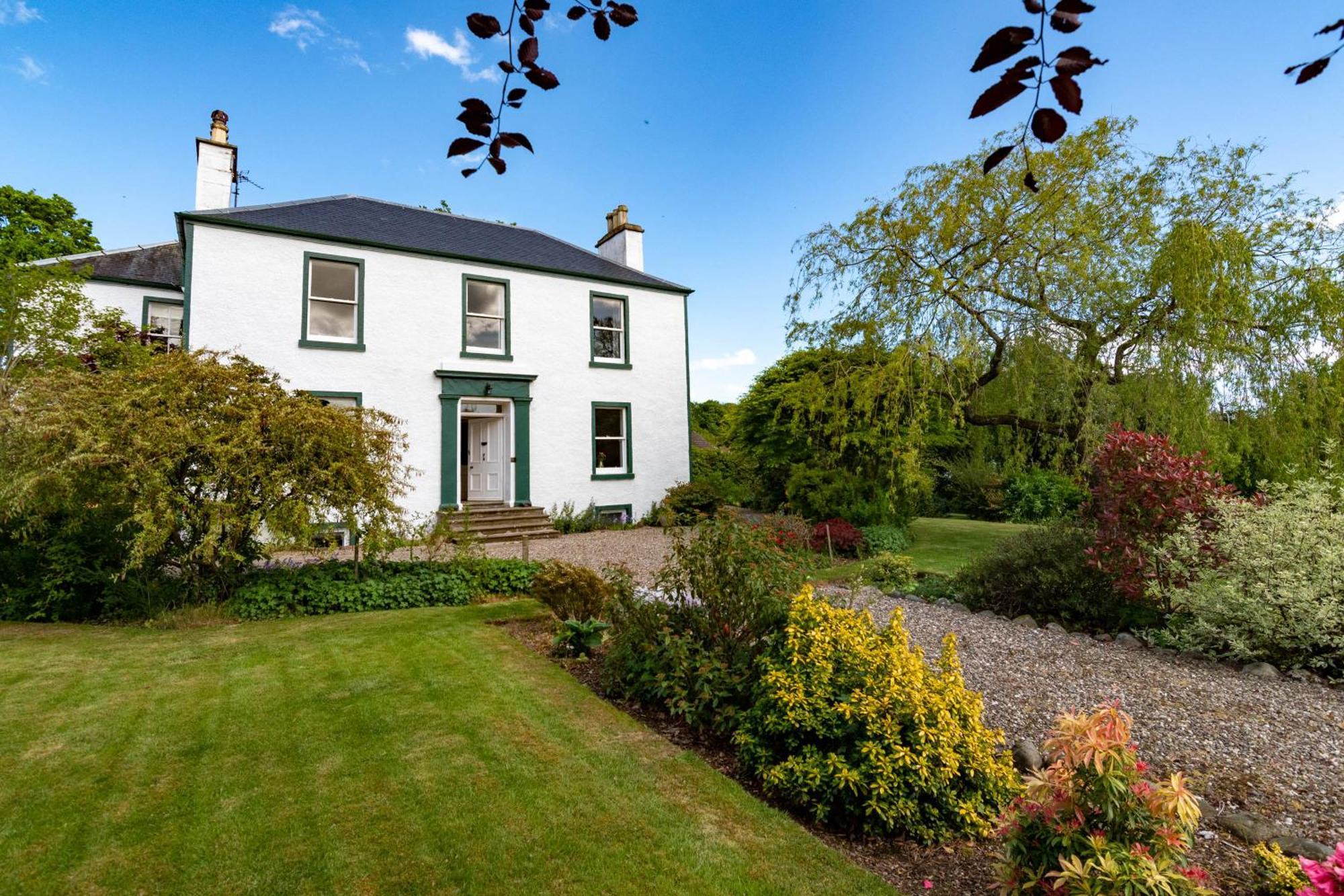 Rosebank House - 12 Guests, 6 Ensuite Bedrooms, Ev Point, Games Rooms, Wood Burner, Pet Friendly! Blairgowrie and Rattray Exterior photo